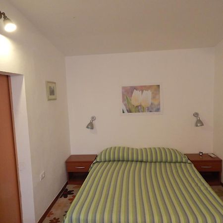 Apartment Tomato Πούλα Δωμάτιο φωτογραφία