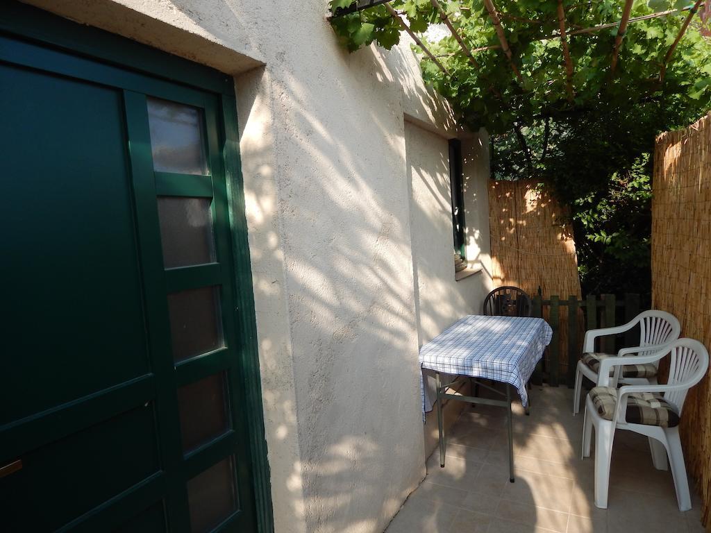Apartment Tomato Πούλα Δωμάτιο φωτογραφία